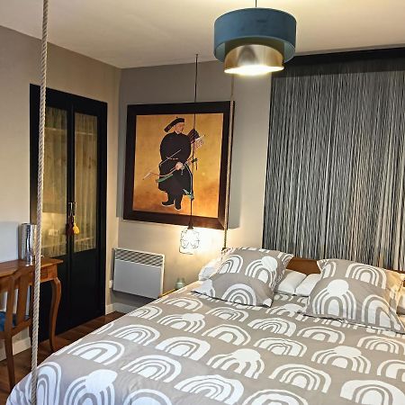 Chatescos - Estudio En Chateau Exteriör bild
