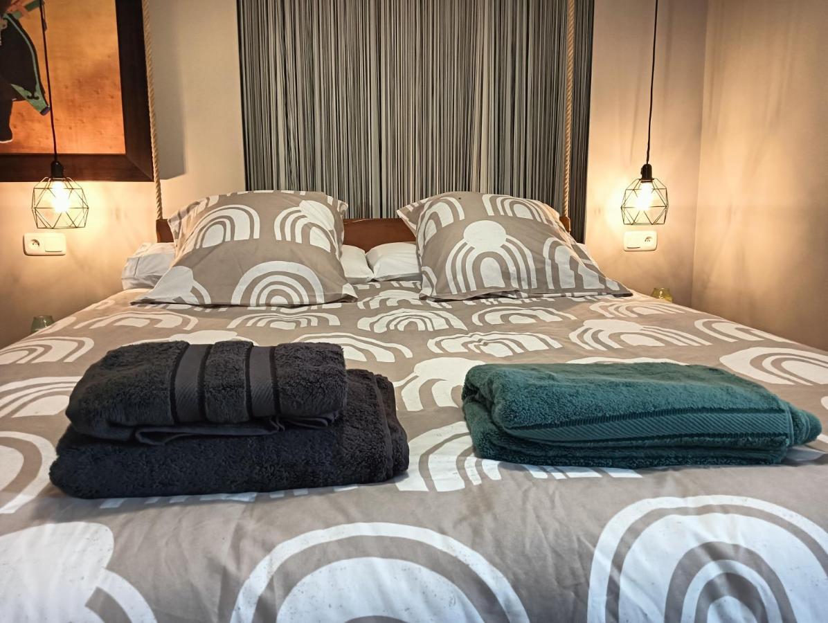 Chatescos - Estudio En Chateau Exteriör bild